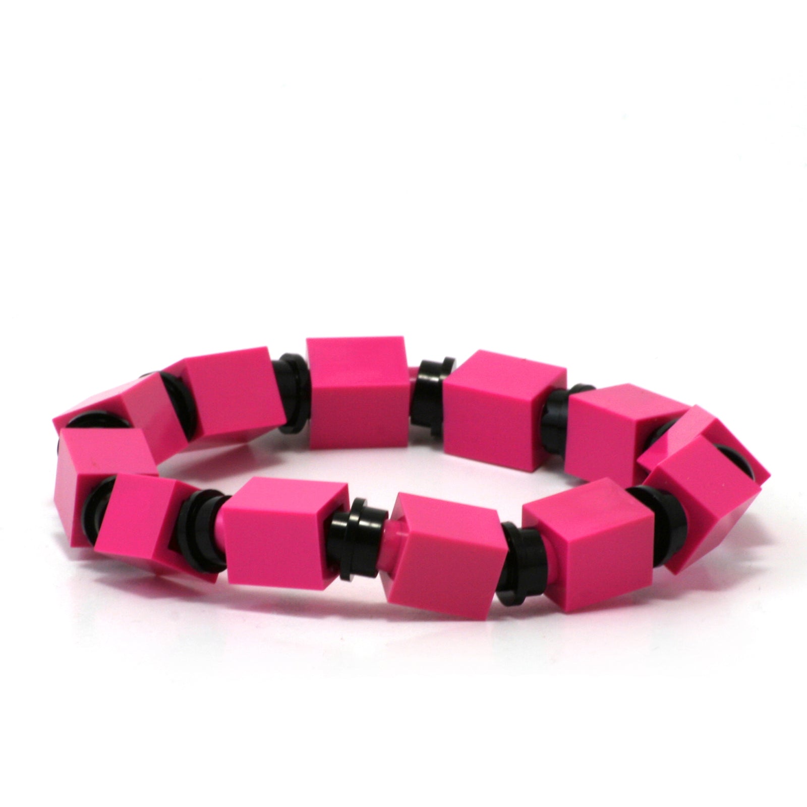 dark pink & black beaded bracelet