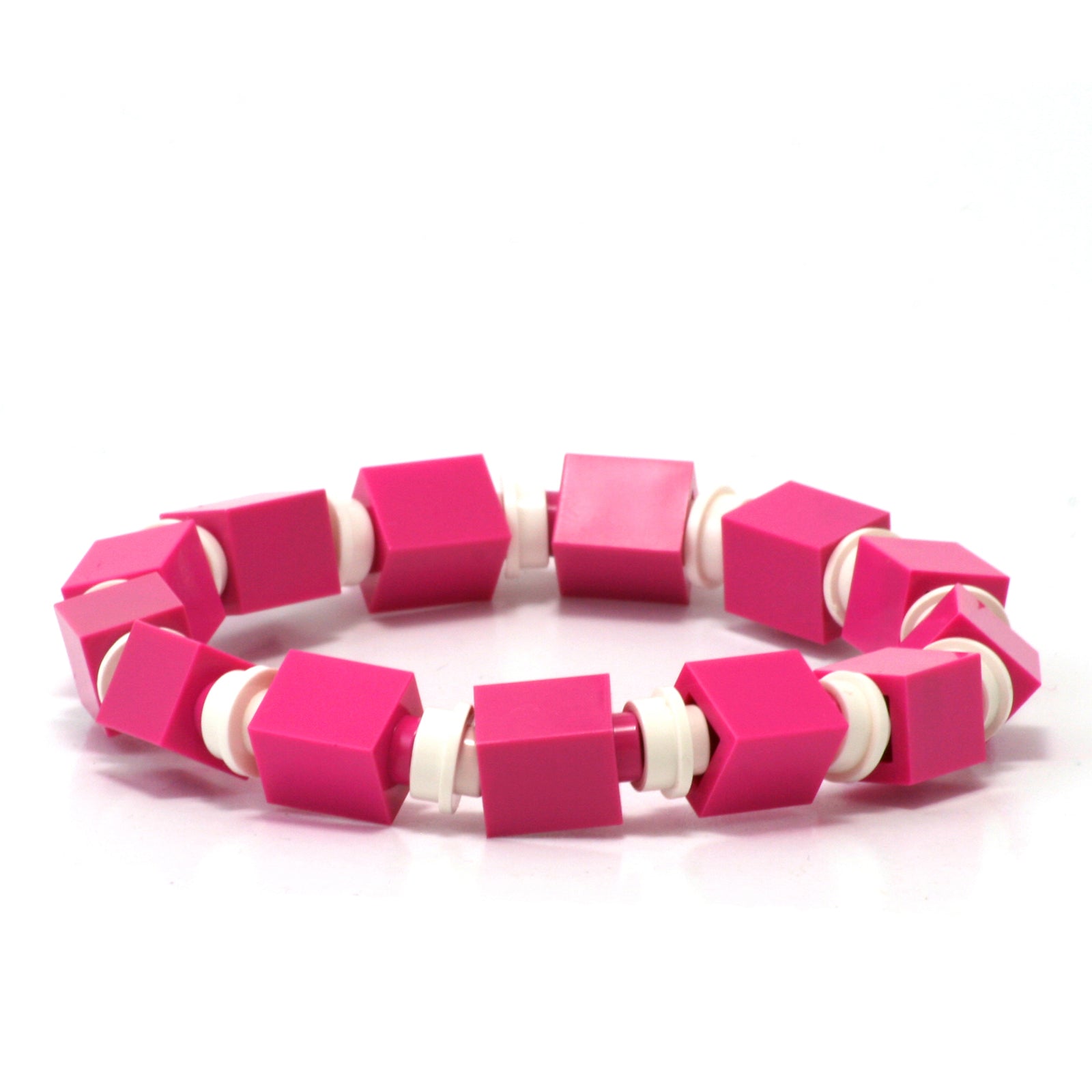 dark pink & white beaded bracelet